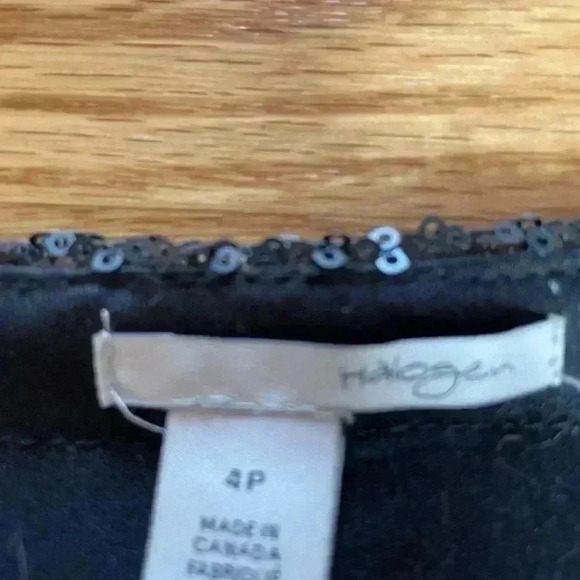 Black Sequin Halogen Mini Skirt Size 4P - Picture 3 of 7